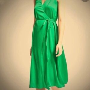 Banana Republic kelly green crepe midi wrap dress